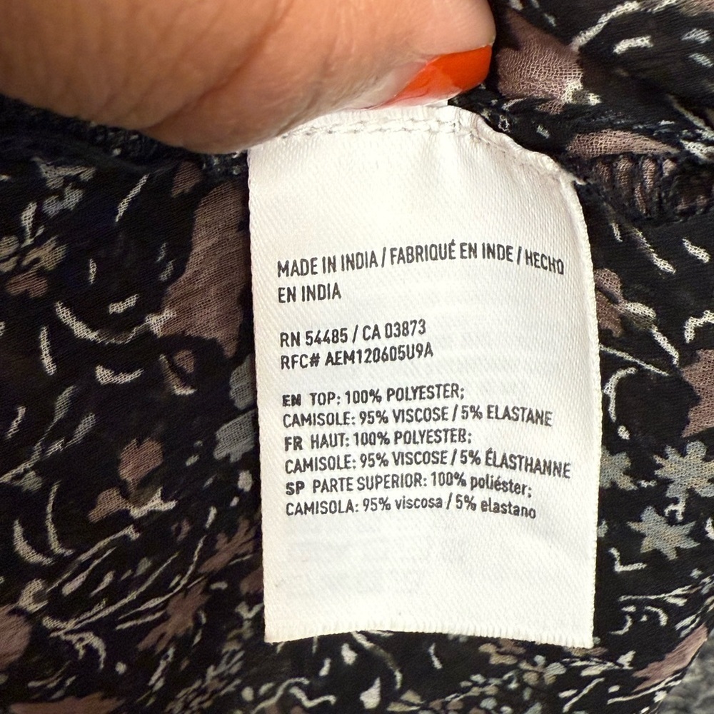 American Eagle Floral Cold Shoulder Sheer Blouse Black NWT Size S - Picture 9 of 12